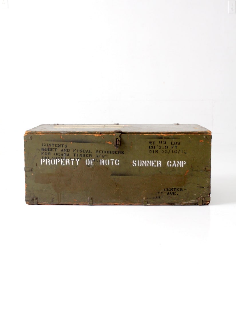 1943 Olive Drab Military Wood Storage Crate: 1943 Olive Drab Military Wood Storage Crate This 1943 World War II military storage crate is constructed from reinforced wood and finished in olive drab paint. It retains its original stenciled milita