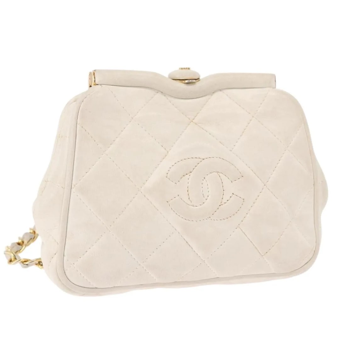 Chanel Vintage Diamond CC Tassel White Leather Shoulder Bag: Chanel Vintage Diamond CC Tassel White Leather Shoulder Bag Vintage Chanel Diamond CC Tassel shoulder bag in white leather. This piece features the classic quilted design and tassel detail. It remains
