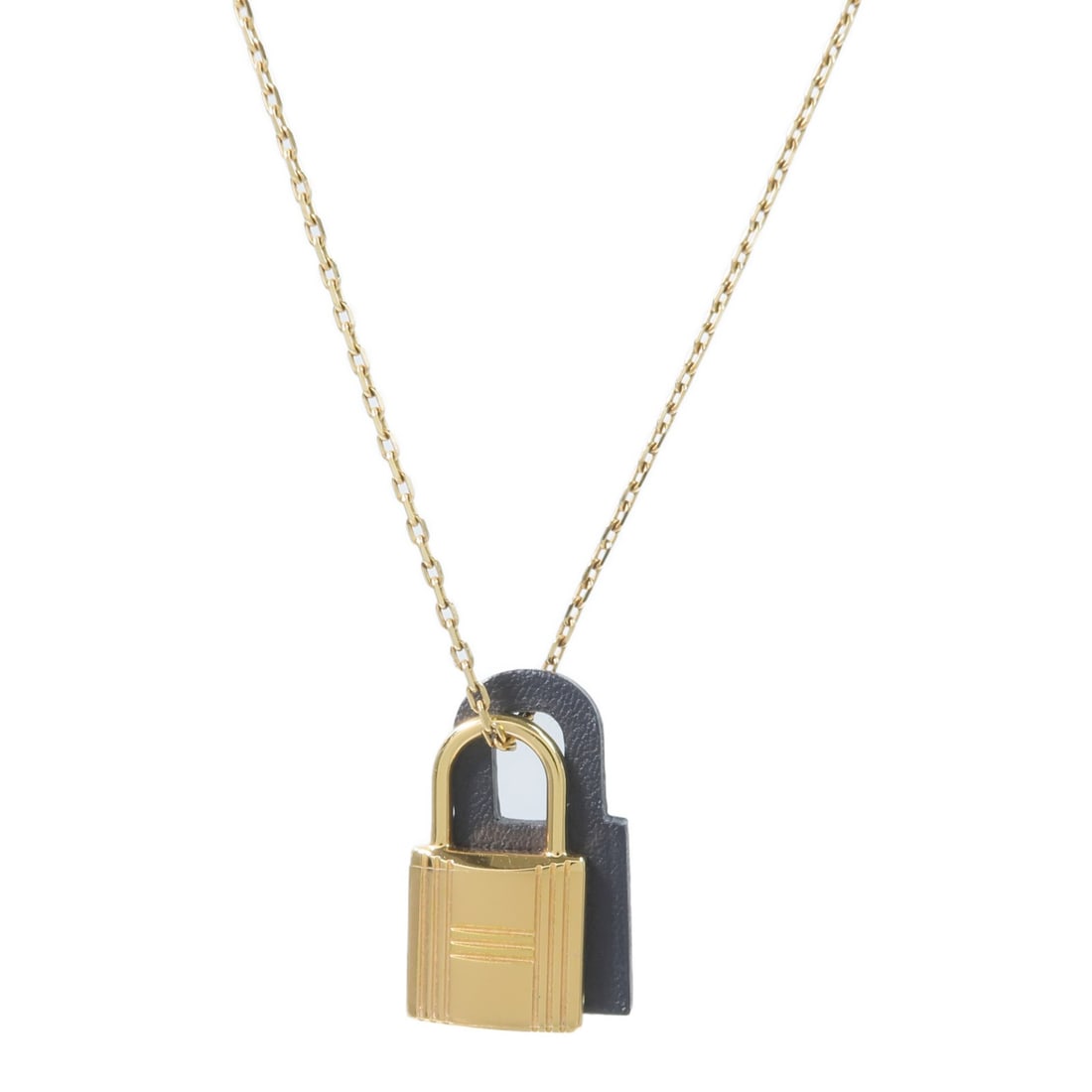 Hermes O'Kelly leather and metal necklace black and gold: Hermes O'Kelly leather and metal necklace black and gold Hermes O'Kelly Necklace in black and gold with a Veau Swift leather and metal design. The necklace features an O'Kelly motif and comes with a s