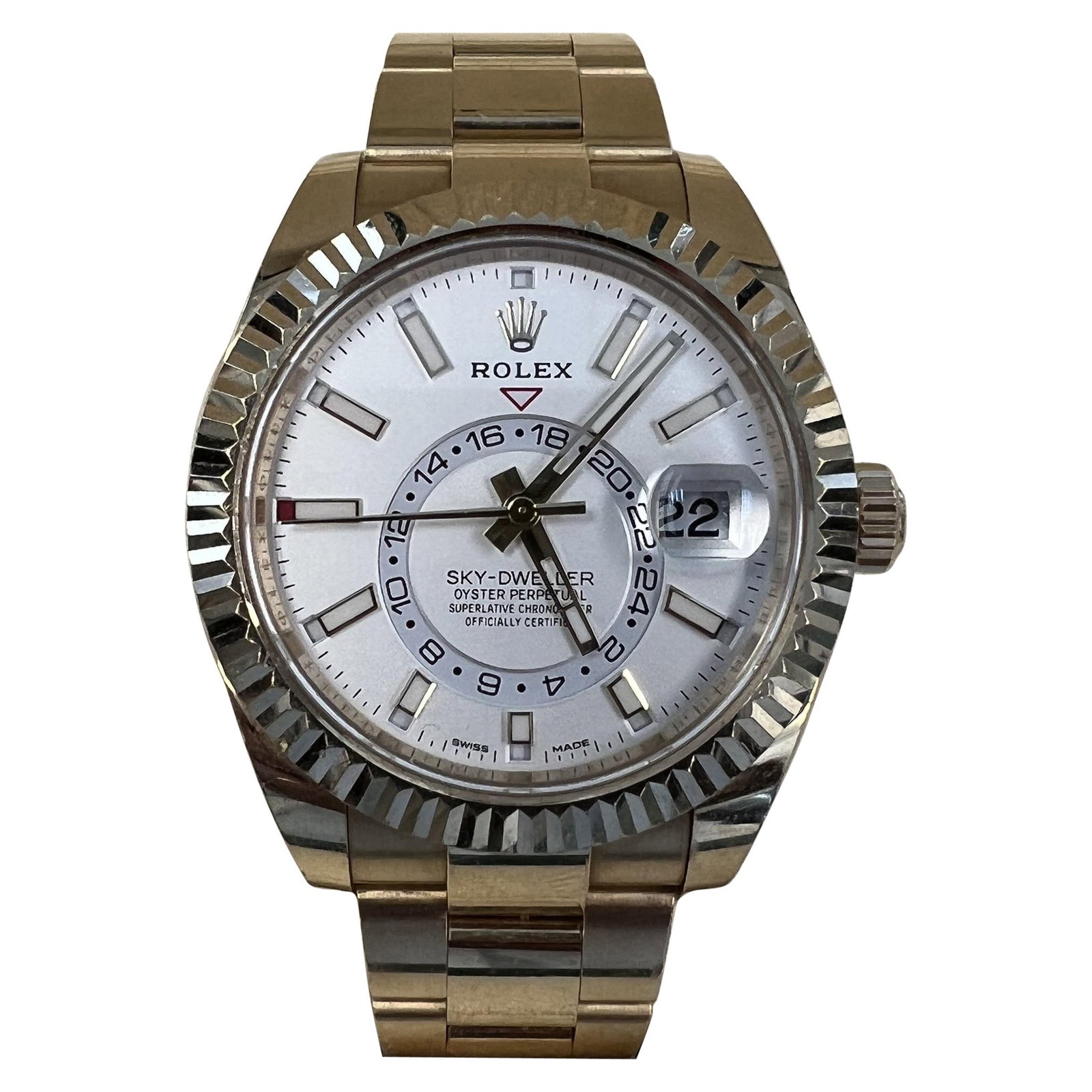 Rolex Sky-Dweller 18k Yellow Gold White Dial 42mm Box and Papers: Rolex Sky-Dweller 18k Yellow Gold White Dial 42mm Box and Papers Introducing the Rolex Sky-Dweller, a luxurious timepiece crafted in 18k yellow gold that epitomizes contemporary elegance. This exquisi