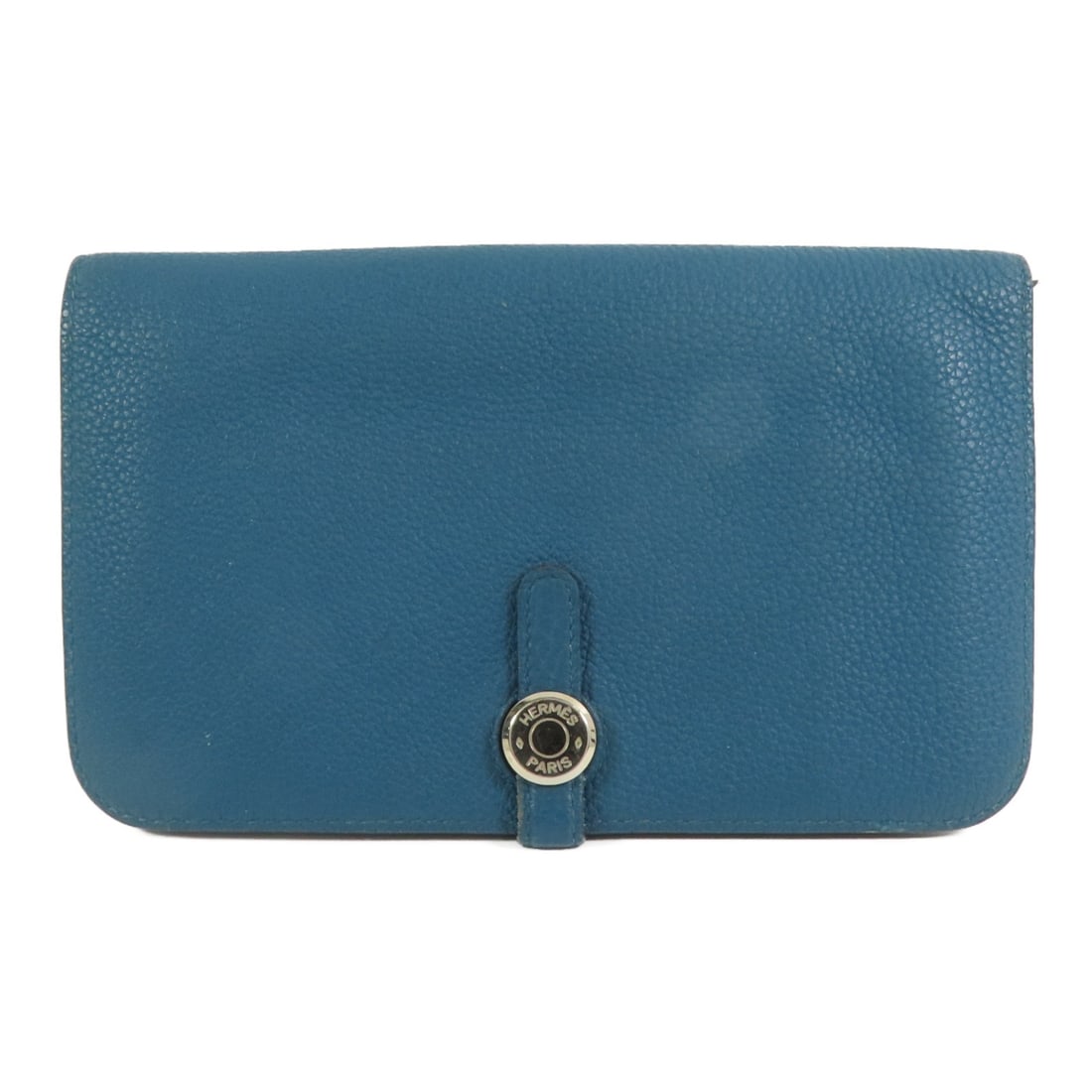 Hermes Dogon long bifold wallet in Colvert Clemence leather: Hermes Dogon long bifold wallet in Colvert Clemence leather Hermes Dogon long bifold wallet in Clemence leather and calfskin (cowhide), presented in Colvert blue. It features PHW hardware, a bifold pu