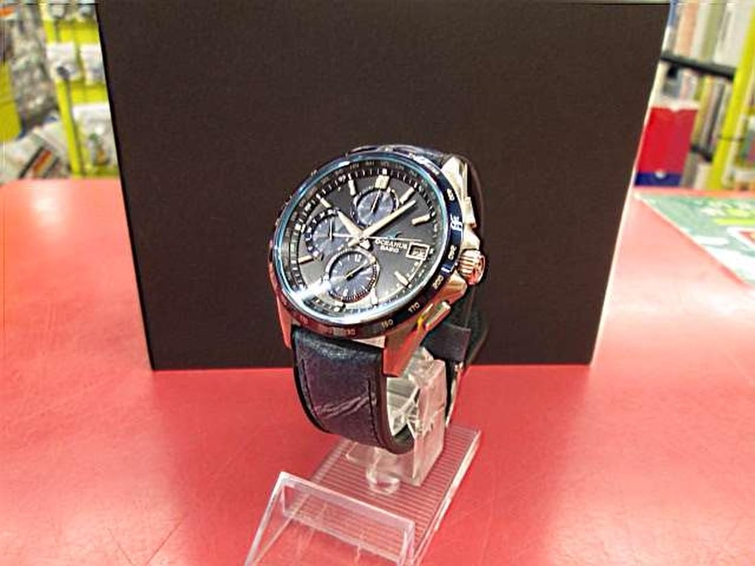 CASIO OCEANUS OCW-T2600ALA-2AJR men's wristwatch limited edition of 1000: CASIO OCEANUS OCW-T2600ALA-2AJR men's wristwatch limited edition of 1000 Limited edition CASIO OCEANUS men's wristwatch, limited to 1000 pieces worldwide. This pre-owned model, released in November 20