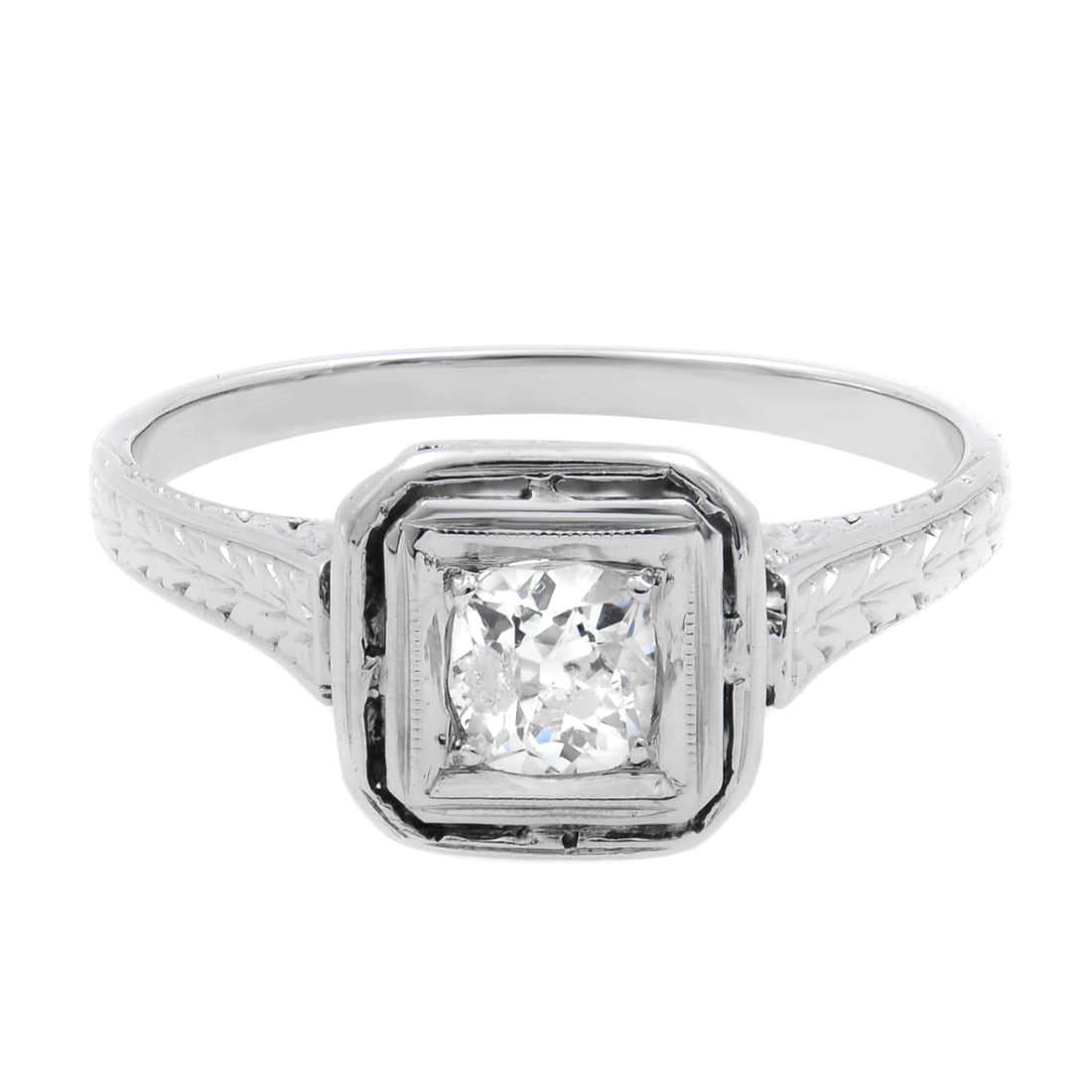 Rachel Koen Antique Platinum Engagement Ring 0.50ct Round Diamond Size 6: Rachel Koen Antique Platinum Engagement Ring 0.50ct Round Diamond Size 6 This exquisite antique engagement ring by Rachel Koen is meticulously crafted in platinum, featuring a stunning round cut diamo