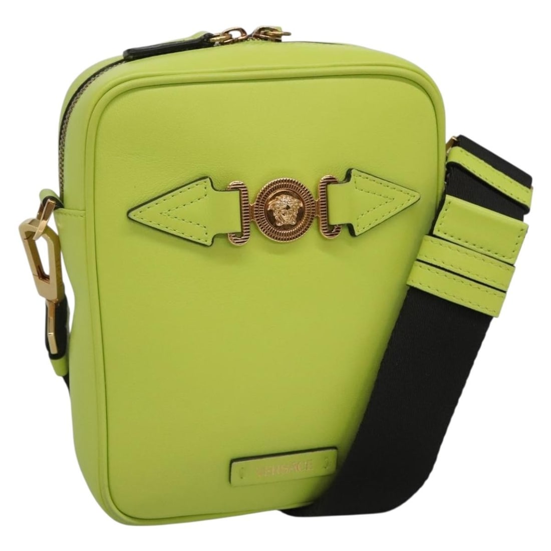 Versace Leather Shoulder Bag Lime Green Gold Tone Italy: Versace Leather Shoulder Bag Lime Green Gold Tone Italy Versace women's shoulder bag in leather, made in Italy. It comes in lime green and gold and includes a dust bag. The bag measures approximately 