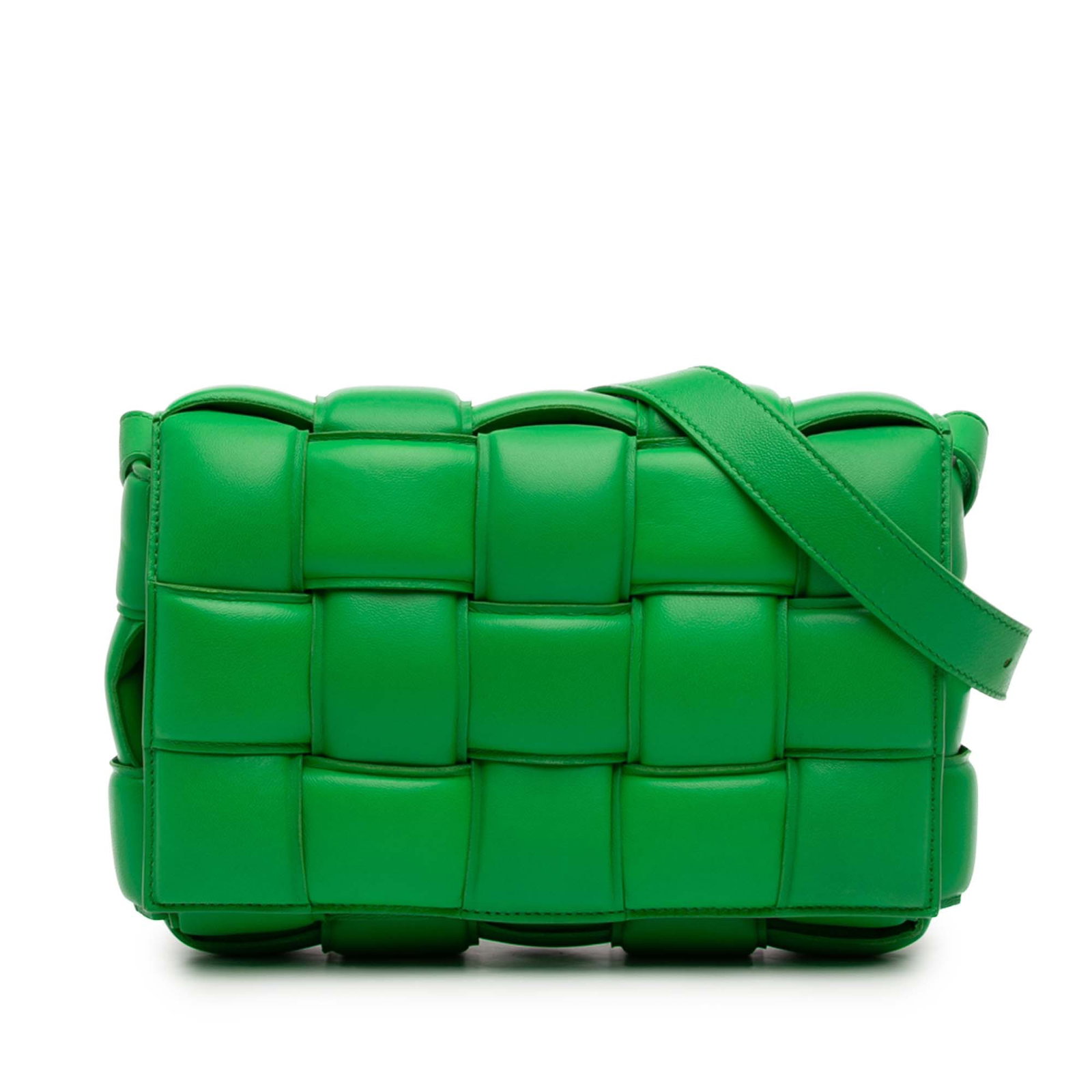 Bottega Veneta Padded Cassette Crossbody in Green Nappa Leather: Bottega Veneta Padded Cassette Crossbody in Green Nappa Leather Bottega Veneta Nappa Intrecciato Padded Cassette Crossbody bag in green leather, made in Italy. It features a woven nappa leather body, 