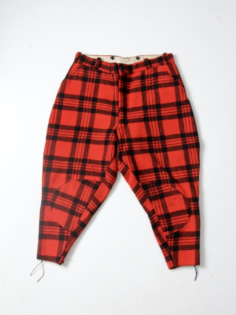Retro 1940s Wool Hunting Pants Red Black Plaid: Retro 1940s Wool Hunting Pants Red Black Plaid Discover a unique pair of vintage plaid wool hunting pants, dating back to the 1940s-1950s. Crafted from heavy cut wool, these classic red and black plai
