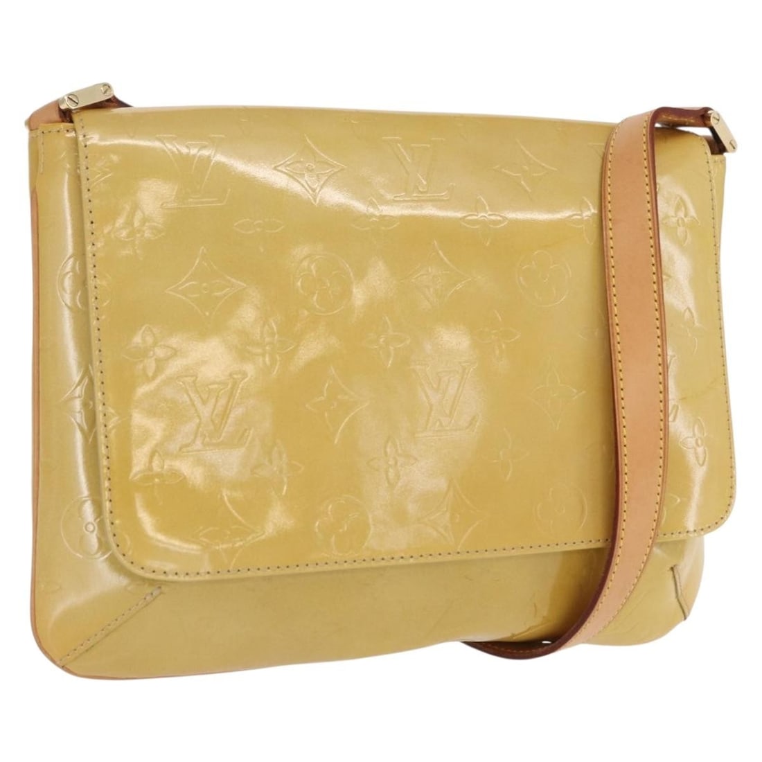 Louis Vuitton Thompson Street Beige Patent Shoulder Bag Monogram Vernis M91301: Louis Vuitton Thompson Street Beige Patent Shoulder Bag Monogram Vernis M91301 This Louis Vuitton Monogram Vernis Thompson Street shoulder bag in beige features a glossy patent leather exterior and an