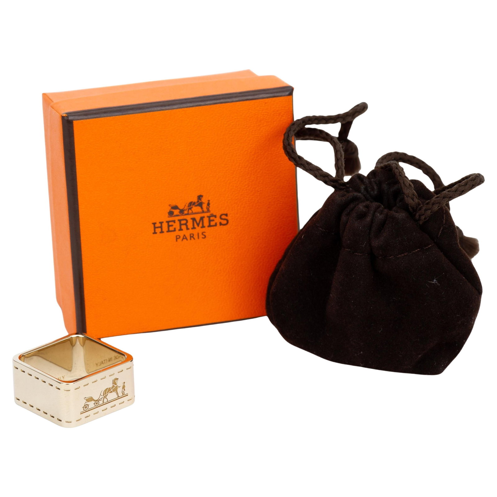 Hermes Bolduc Scarf 90 Ring Permabrass Accessory: Hermes Bolduc Scarf 90 Ring Permabrass Accessory Hermes "Bolduc" Scarf 90 Ring in permabrass, designed for use with 90 scarf format. This scarf accessory offers an elegant way to style and wear your s
