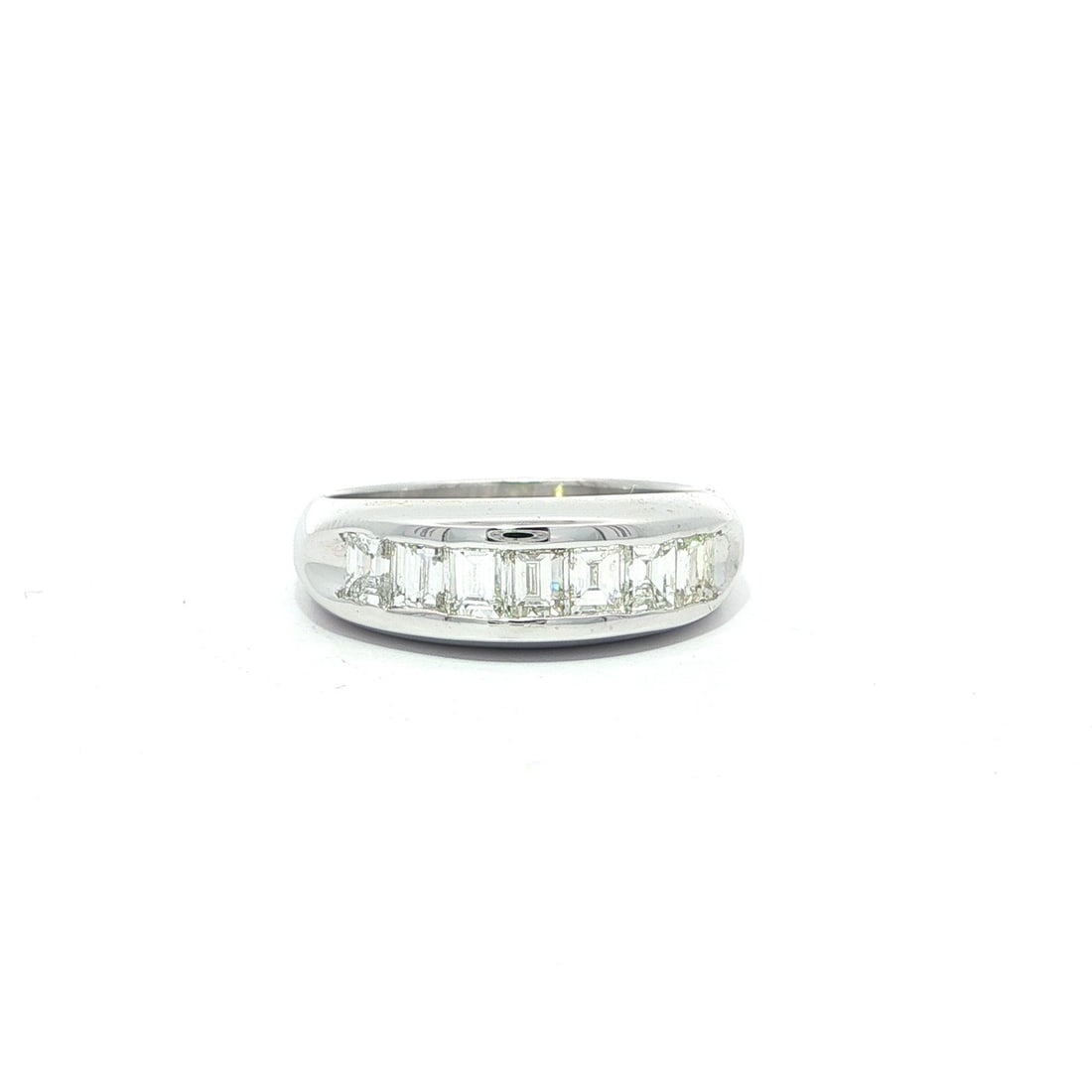 Platinum 1.04ctw Channel Set Diamond Stack Band Ring 7 Stones: Platinum 1.04ctw Channel Set Diamond Stack Band Ring 7 Stones This exquisite Platinum Band Ring features a total carat weight of 1.04ctw, adorned with seven natural genuine diamonds in a stunning carr