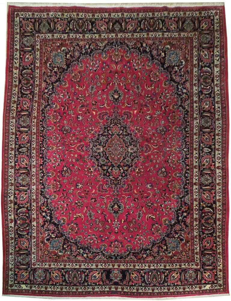 Persian Semi Antique Kashan Rug 9'10 x 12'10 Handmade Black Wool: Persian Semi Antique Kashan Rug 9'10 x 12'10 Handmade Black Wool Free continental US Shipping Experience the elegance of this stunning Persian Semi Antique Kashan Rug, handcrafted by talented artisans