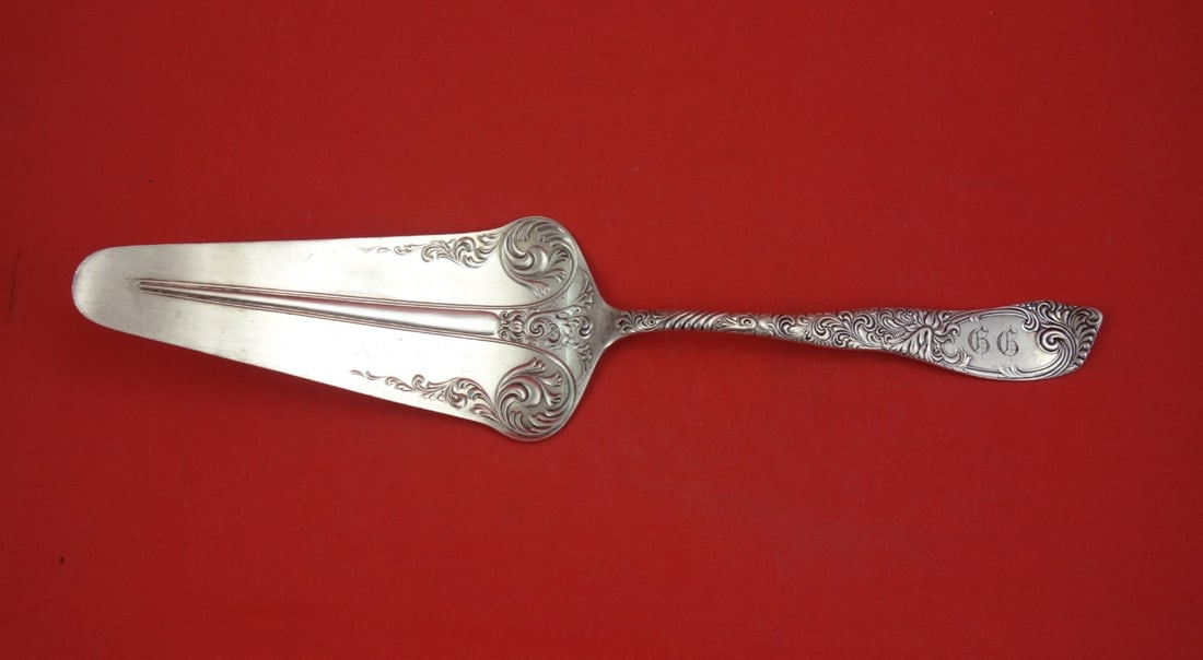 Wallace Ivanhoe Sterling Silver Jelly Cake Server 10 1/2 FH Blade Design: Wallace Ivanhoe Sterling Silver Jelly Cake Server 10 1/2 FH Blade Design This Wallace Ivanhoe jelly cake server is crafted in sterling silver and features a flat handle with all sterling construction.