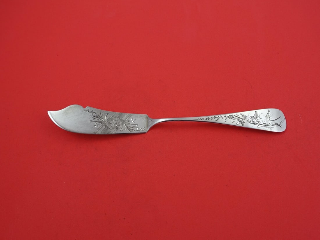 Brite Cut Sterling Silver Master Butter Knife Mead & Robbins 7 7/8": Brite Cut Sterling Silver Master Butter Knife Mead & Robbins 7 7/8" This exquisite Brite Cut butter knife features a flat handle crafted in sterling silver. The pattern showcases intricate details wit