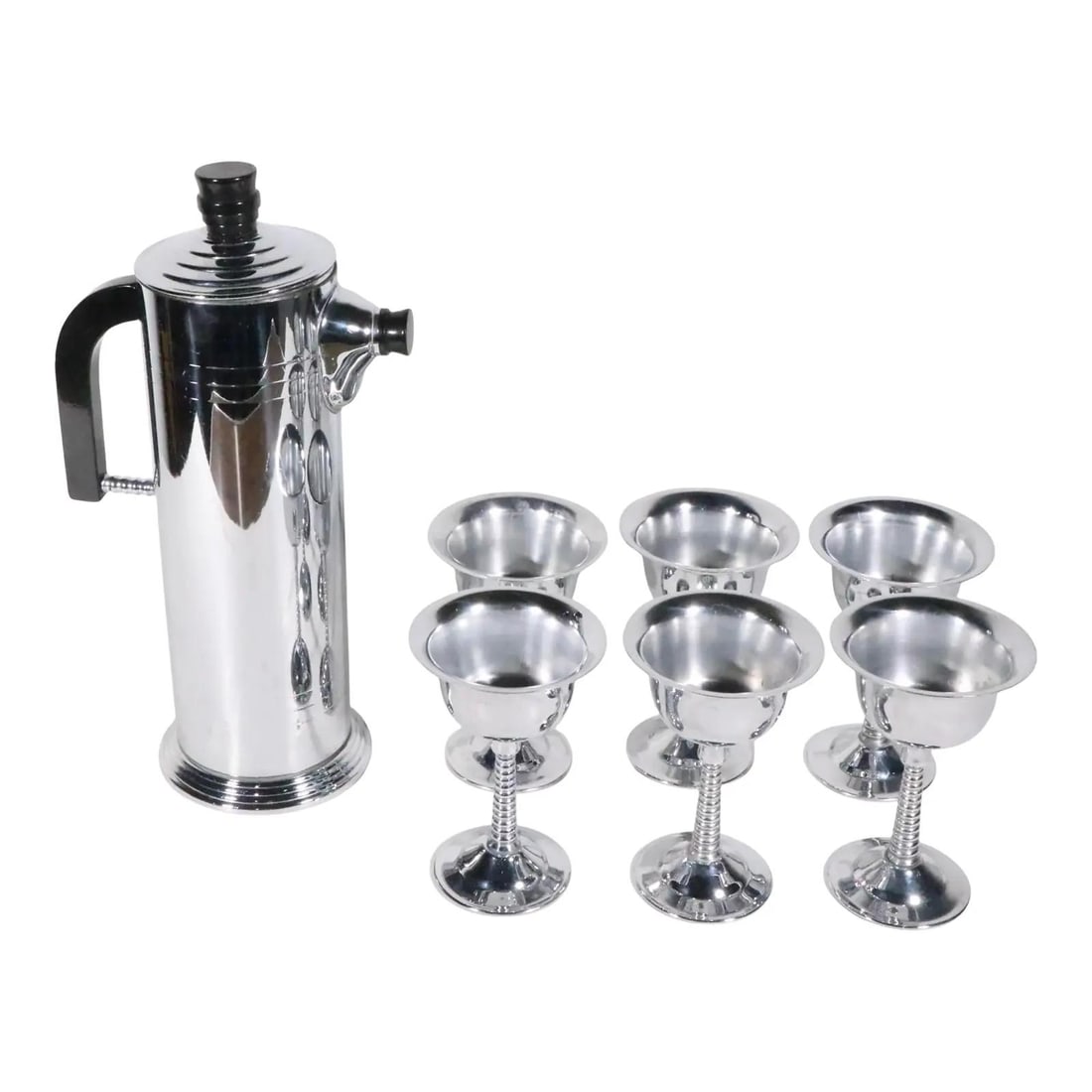 7 Piece Art Deco Chrome Cocktail Shaker and Glass Set L.B. Chromium Plated: 7 Piece Art Deco Chrome Cocktail Shaker and Glass Set L.B. Chromium Plated Mid 20th Century seven-piece Art Deco cocktail set featuring a chrome and plastic shaker marked L.B. Chromium Plated, along w