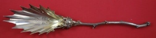 Sterling Silver Macaroni Server Art Silver gold washed coral crab 11 1/4: Sterling Silver Macaroni Server Art Silver gold washed coral crab 11 1/4 Art silver sterling macaroni server dated circa 1860-1883, featuring a gold-washed finish with coral and a 3-D crab design. It 