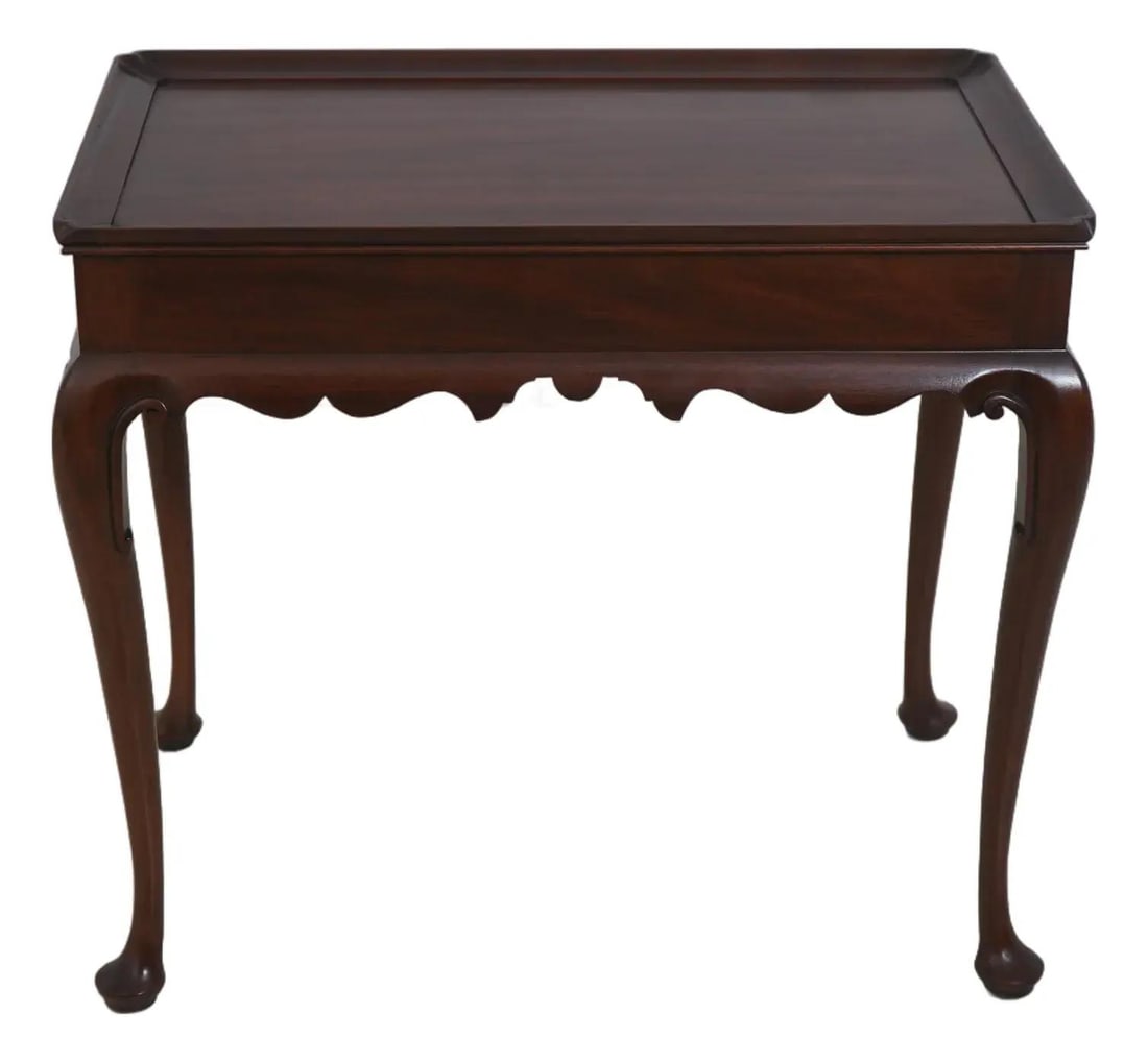 Queen Anne Mahogany Tea Table with Dished Top and Candle Slides (1 of 10)