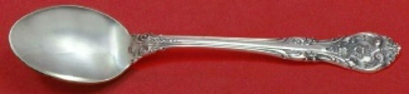 Gorham King Edward Sterling Silver Infant Feeding Spoon 6 Inch: Gorham King Edward Sterling Silver Infant Feeding Spoon 6 Inch This exquisite King Edward infant feeding spoon by Gorham is a custom-made piece, crafted from high-quality sterling silver. Measuring 6 