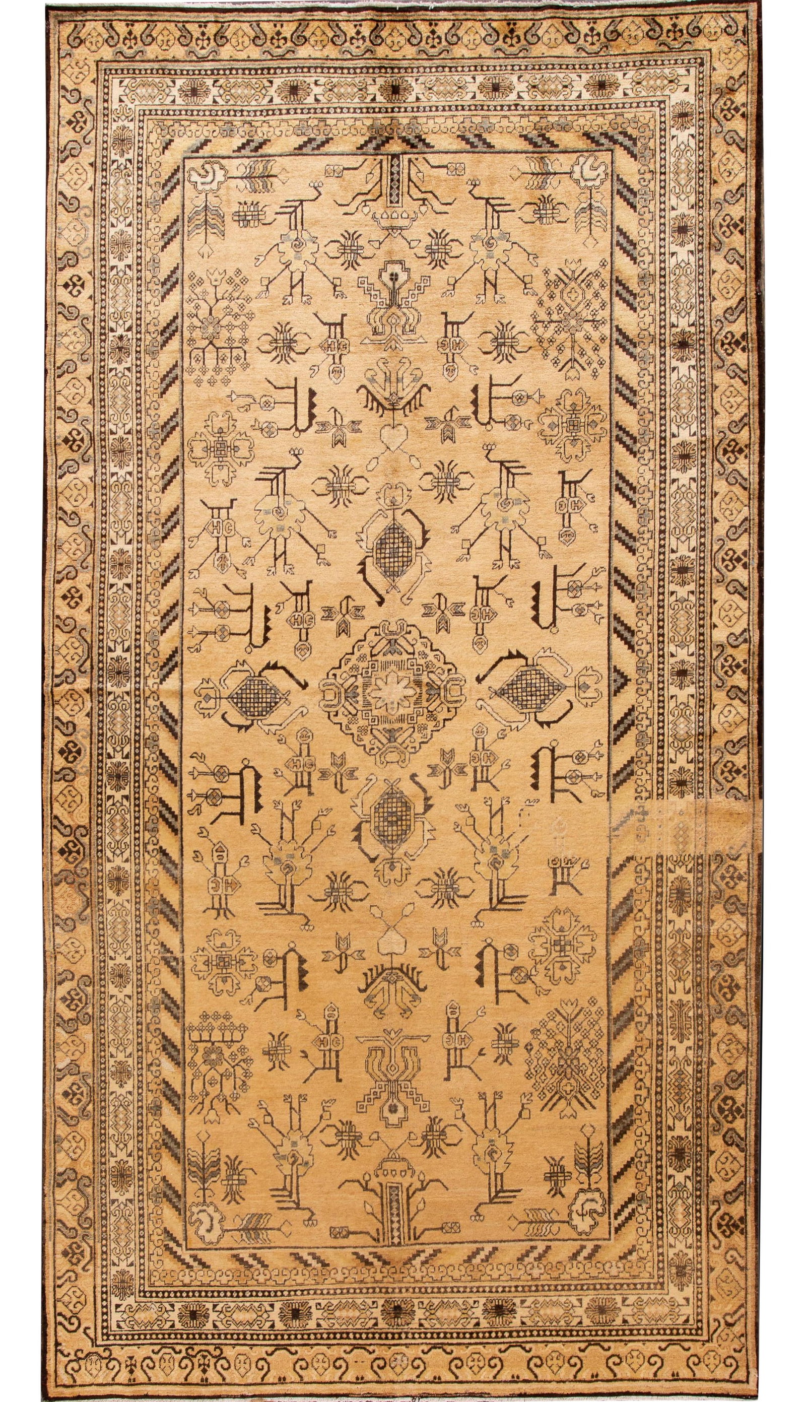 Antique Khotan Rug 6'10 x 13'12 Peach Wool Geometric Design: Antique Khotan Rug 6'10 x 13'12 Peach Wool Geometric Design Discover the exquisite charm of this early 20th century antique Khotan rug, featuring a stunning peach field adorned with multi-color accent