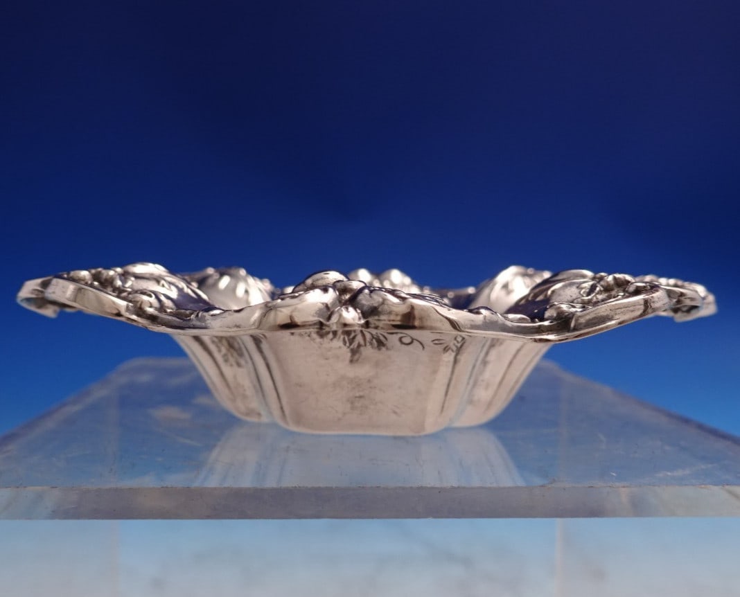Sterling Silver Nut Cup Francis I Pattern by Reed and Barton 3/4 x 3 7/8 Inch: Sterling Silver Nut Cup Francis I Pattern by Reed and Barton 3/4 x 3 7/8 Inch This is a Reed & Barton Francis I sterling silver nut cup, recognized for its ornate and celebrated design. Crafted from .