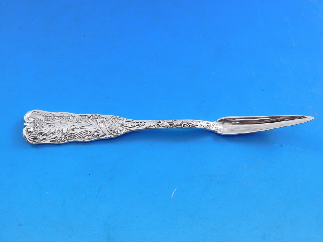 Gorham Saint Cloud Sterling Silver Nut Pick Vintage 4 7/8": Gorham Saint Cloud Sterling Silver Nut Pick Vintage 4 7/8" This vintage nut pick from the Saint Cloud pattern by Gorham is crafted from high-quality sterling silver. Measuring 4 7/8 inches, this piece