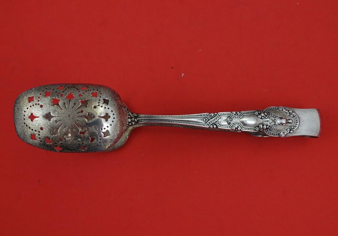 Tiffany & Co Renaissance Sterling Silver Ice Tong 7 Inch: Tiffany & Co Renaissance Sterling Silver Ice Tong 7 Inch This exquisite ice tong is crafted from sterling silver and features the elegant Renaissance pattern by Tiffany & Co. Measuring 7 inches, this 
