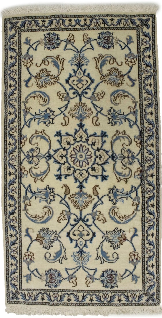 Hand-Knotted Floral Oriental Wool Rug 2'4 x 4'5 Modern Design: Hand-Knotted Floral Oriental Wool Rug 2'4 x 4'5 Modern Design Enhance your space with this Vintage Style Classic Floral Oriental Rug, a beautiful area rug that combines traditional design with modern 