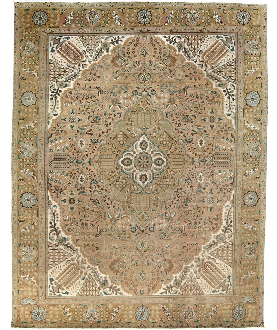 Vintage Hand-Knotted Oriental Rug 9'6 x 12'5 Floral Wool Carpet: Vintage Hand-Knotted Oriental Rug 9'6 x 12'5 Floral Wool Carpet Enhance your living space with this antique distressed vintage Oriental rug, featuring a muted floral pattern in an array of colors incl