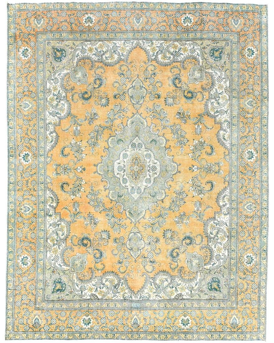 Vintage Hand-Knotted Oriental Rug Floral Design Golden Yellow 9'6 x 12'1: Vintage Hand-Knotted Oriental Rug Floral Design Golden Yellow 9'6 x 12'1 This stunning antique Oriental rug features a beautiful floral pattern in muted colors, including golden yellow, cream, beige, 
