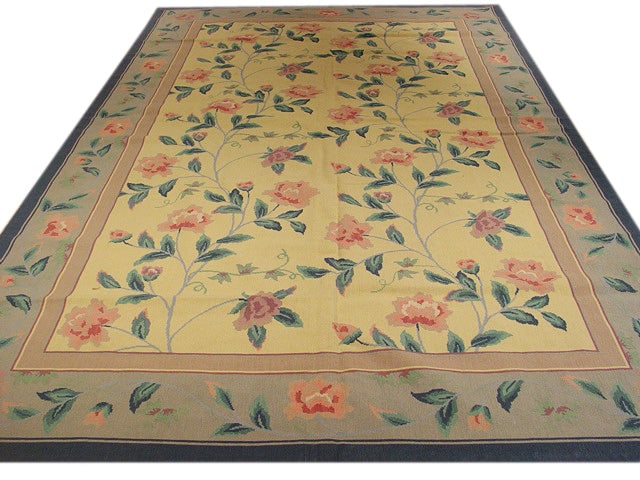 Ivory 5.8 x 8.7 Handmade Flat-woven Needlepoint Rug (1 of 3)