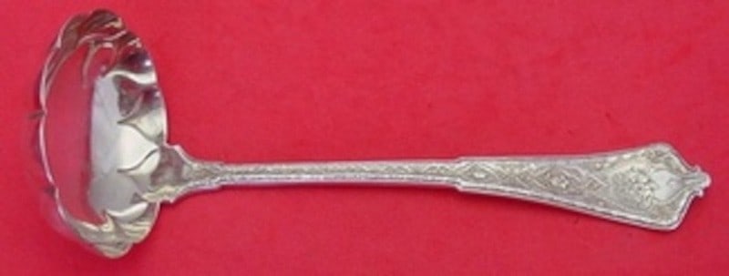 Tiffany & Co. Persian Sterling Silver Fluted Gravy Ladle 7": Tiffany & Co. Persian Sterling Silver Fluted Gravy Ladle 7" Sterling silver gravy ladle in the Persian pattern by Tiffany & Co., featuring a fluted design and a 7 inch length. It is not monogrammed an