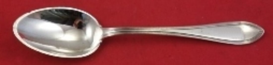 Frank Smith Pilgrim Sterling Silver Soup Spoon 7 inches: Frank Smith Pilgrim Sterling Silver Soup Spoon 7 inches This exquisite Pilgrim pattern place soup spoon, crafted by Frank Smith, showcases the timeless elegance of sterling silver. Measuring 7 inches 