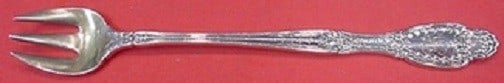 Tiffany & Co. Richelieu Sterling Silver Cocktail Fork Gold-Washed 5 7/8": Tiffany & Co. Richelieu Sterling Silver Cocktail Fork Gold-Washed 5 7/8" This exquisite cocktail fork features the iconic Richelieu pattern by Tiffany & Co., crafted from high-quality sterling silver.