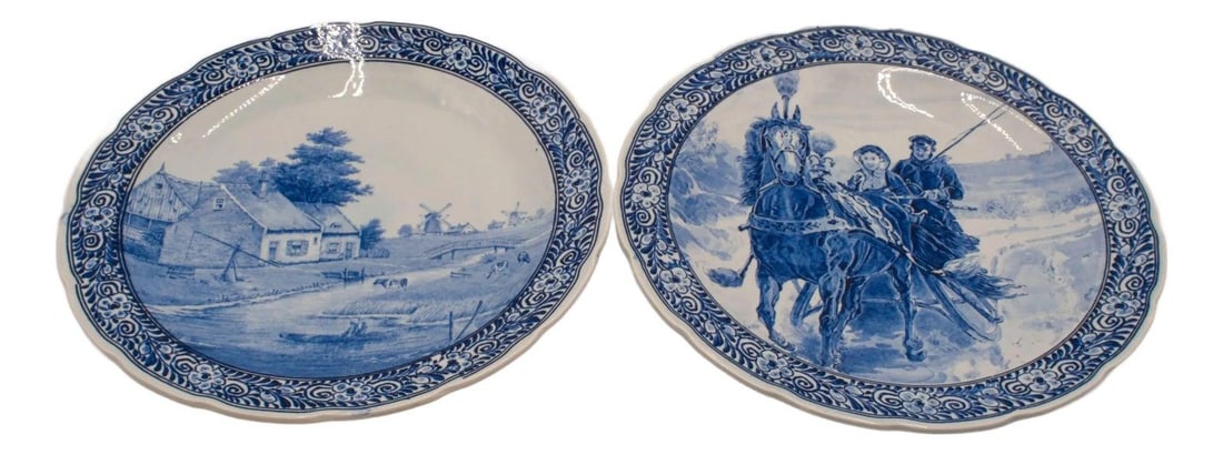 Exquisite Pair of Royal Sphinx Delft Blue White Charger Plates 15.5 Inch (1 of 10)