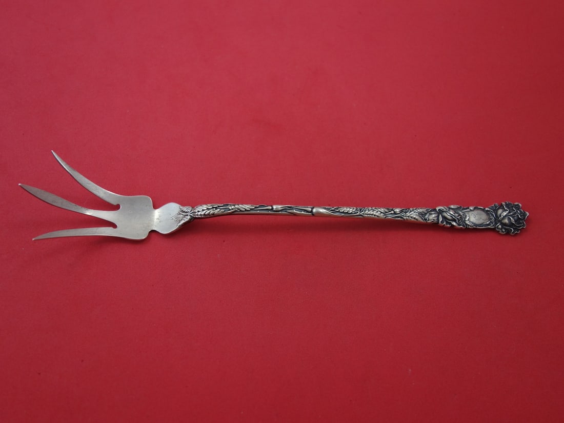 Alvin Bridal Rose Sterling Silver 9 Inch Lettuce Fork Not Pierced: Alvin Bridal Rose Sterling Silver 9 Inch Lettuce Fork Not Pierced Presenting the Bridal Rose by Alvin Sterling Silver Lettuce Fork, a stunning piece of flatware from the early to mid-20th century. Cra