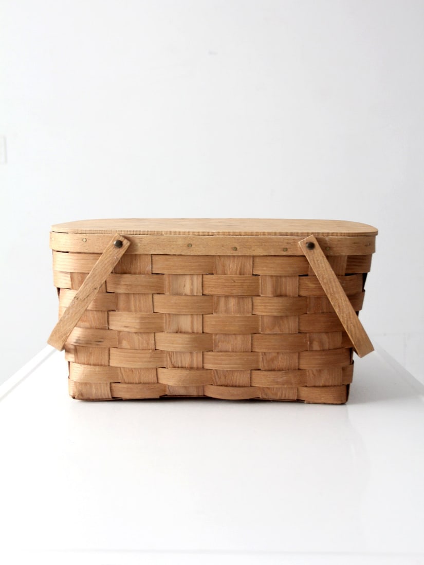 Basketville splint weave picnic basket with fitted lid and swing handles (1 of 15)