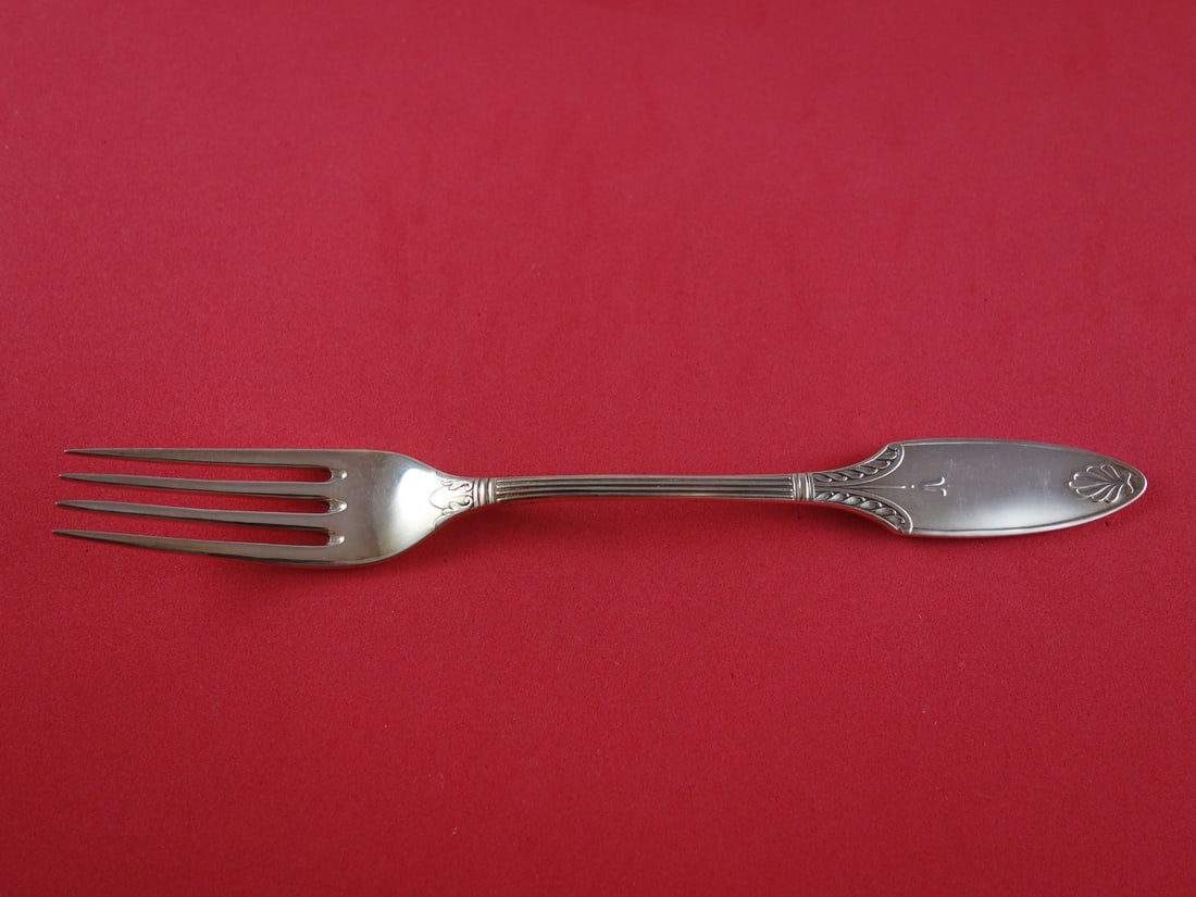 Faberge Grand Europa Sterling Silver Salad Fork 7.25 Inches: Faberge Grand Europa Sterling Silver Salad Fork 7.25 Inches This exquisite salad fork is part of the Grand Europa pattern by Faberge, made from high-quality sterling silver. Measuring 7 1/4 inches, th