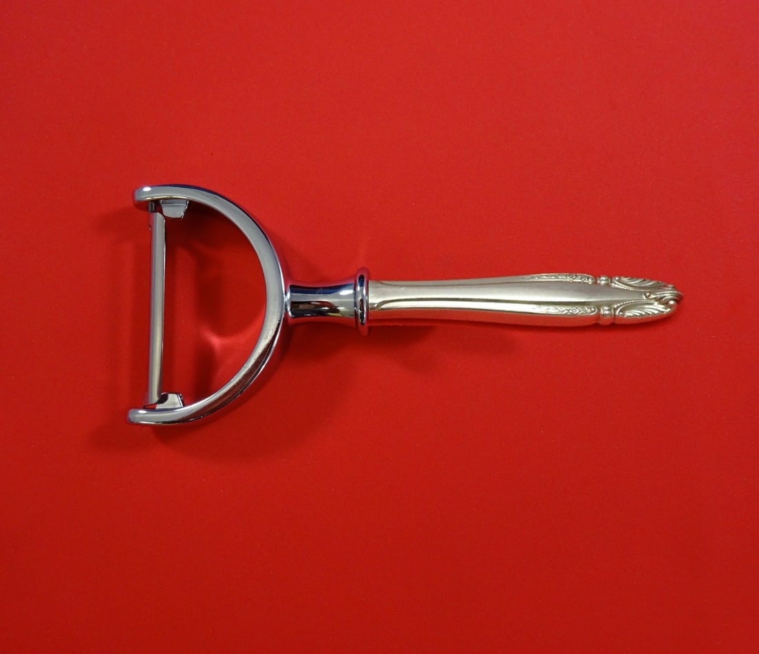 Wallace Stradivari sterling silver 6 inch vegetable peeler (1 of 2)