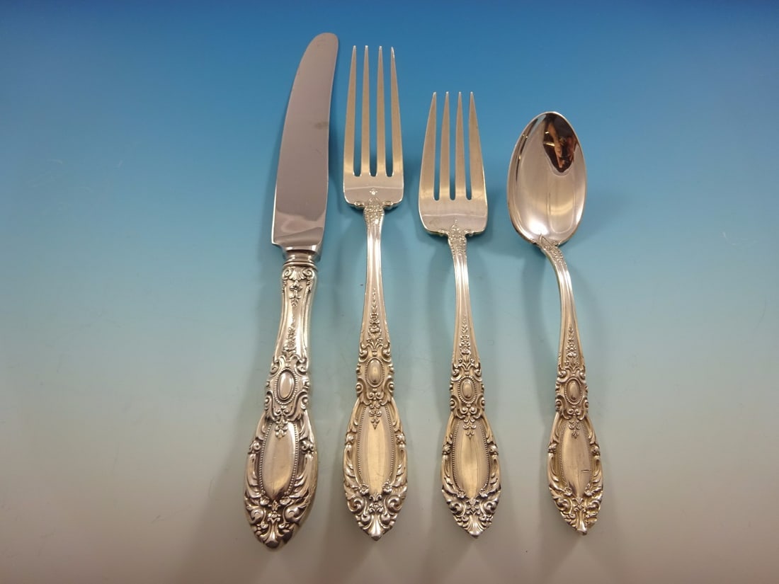 Towle King Richard Sterling Silver Flatware Set 32 Pieces for 8 with Storage Chest (1 of 6)