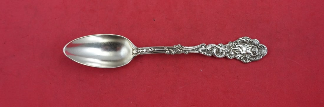 Gorham Versailles Sterling Silver Orange Spoon with Frosted Bowl 5 3/4": Gorham Versailles Sterling Silver Orange Spoon with Frosted Bowl 5 3/4" Experience the elegance of the Versailles pattern by Gorham with this exquisite sterling silver orange spoon. Featuring a stippl