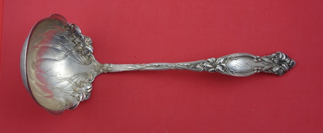 International Sterling Silver Frontenac 13 Inch Soup Ladle: International Sterling Silver Frontenac 13 Inch Soup Ladle This exquisite Frontenac soup ladle by International Sterling Silver is crafted from high-quality sterling silver and measures an impressive 