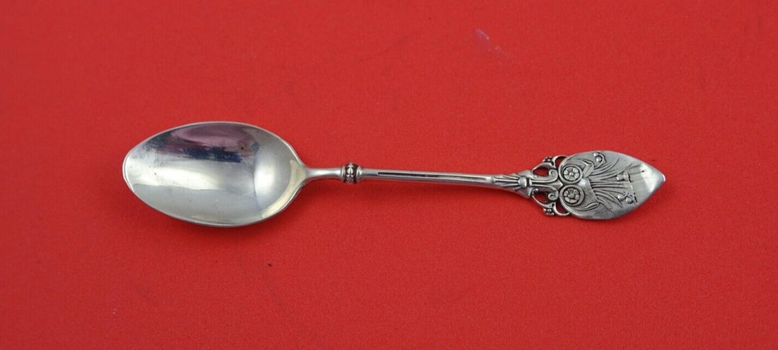 Gorham Lily aka 88 Sterling Silver Demitasse Spoon 4 Inch: Gorham Lily aka 88 Sterling Silver Demitasse Spoon 4 Inch This exquisite demitasse spoon features the elegant Lily aka 88 pattern by Gorham, crafted from high-quality sterling silver. With a length of