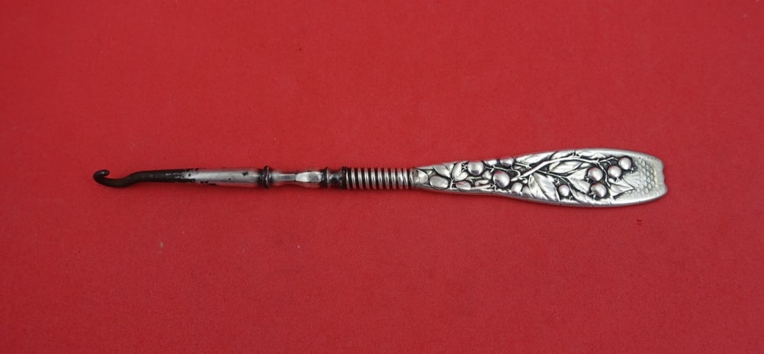 Sterling Silver Button Hook Berry Pattern by Whiting with Blueberries 1887 6.25 Inch (1 of 2)