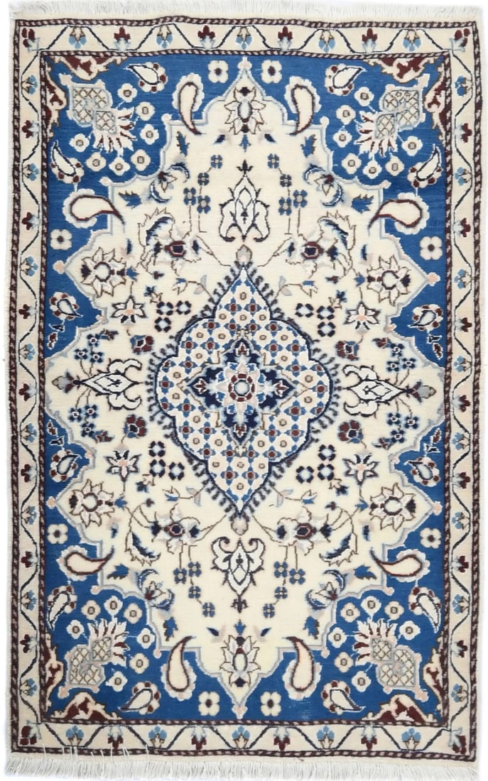 Hand-Knotted Wool Vintage Oriental Floral Rug 2'8 x 4'2 Semi-Antique: Hand-Knotted Wool Vintage Oriental Floral Rug 2'8 x 4'2 Semi-Antique This classic handmade vintage oriental rug features a beautiful floral pattern in cream, blue, brown, and beige tones. Crafted in W