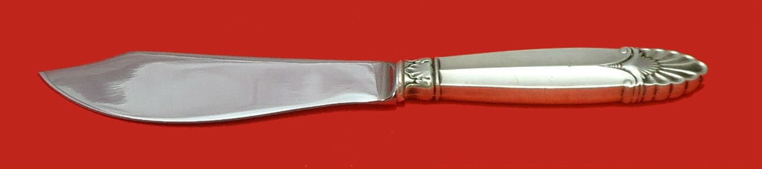 International Silver Empress Pattern Sterling Silver Fish Knife 8 1/4": International Silver Empress Pattern Sterling Silver Fish Knife 8 1/4" This exquisite fish knife is part of the Empress pattern by International Silver, crafted from high-quality sterling silver. Meas