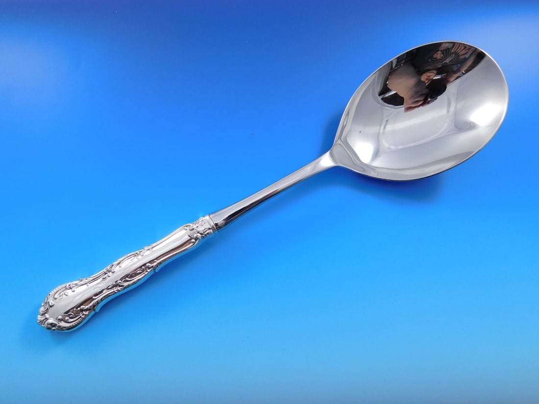 Wallace Old Atlanta Sterling Silver Serving Spoon Custom Made 11 3/4": Wallace Old Atlanta Sterling Silver Serving Spoon Custom Made 11 3/4" This exquisite serving spoon is crafted in the elegant Old Atlanta pattern by Wallace. Made from high-quality sterling silver, thi