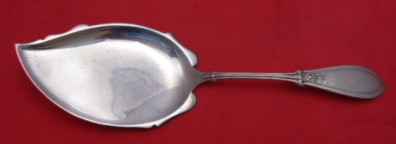 Whiting Italian Sterling Silver 8 1/4 Ice Cream Server: Whiting Italian Sterling Silver 8 1/4 Ice Cream Server Indulge in the elegance of the Italian by Whiting sterling silver ice cream server, measuring 8 1/4 inches. This exquisite serving piece features