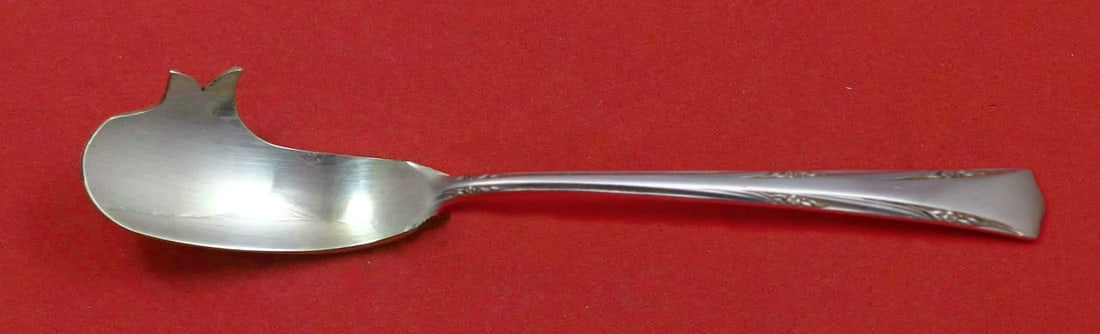 Gorham Greenbrier Sterling Silver Cheese Knife Custom Made 5 3/4": Gorham Greenbrier Sterling Silver Cheese Knife Custom Made 5 3/4" Introducing the exquisite Greenbrier cheese knife by Gorham, crafted from high-quality sterling silver. This custom-made piece feature