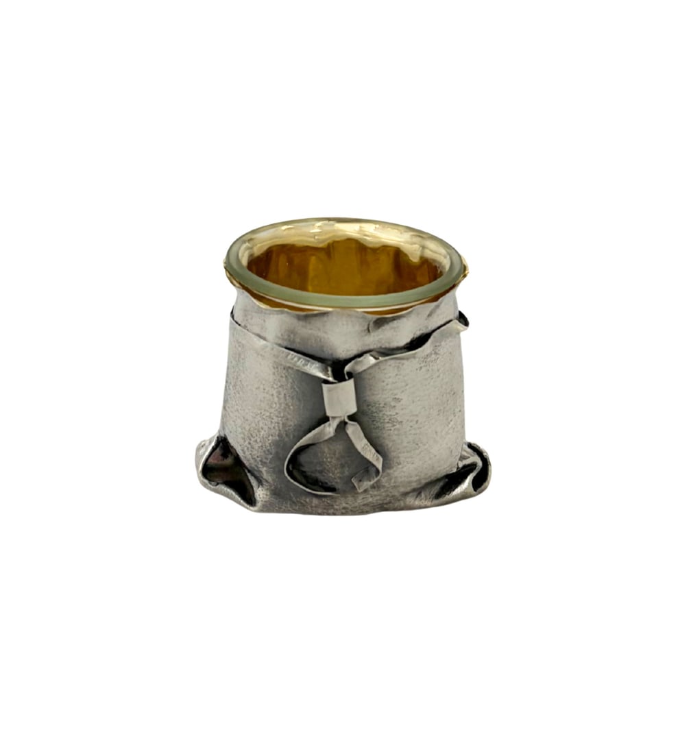 Italian 925 Sterling Silver Glass Insert Salt Cellar Gift Bag Design: Italian 925 Sterling Silver Glass Insert Salt Cellar Gift Bag Design This single salt holder is crafted in Italy from 925 sterling silver and features a handmade gift bag design with both matte and sh
