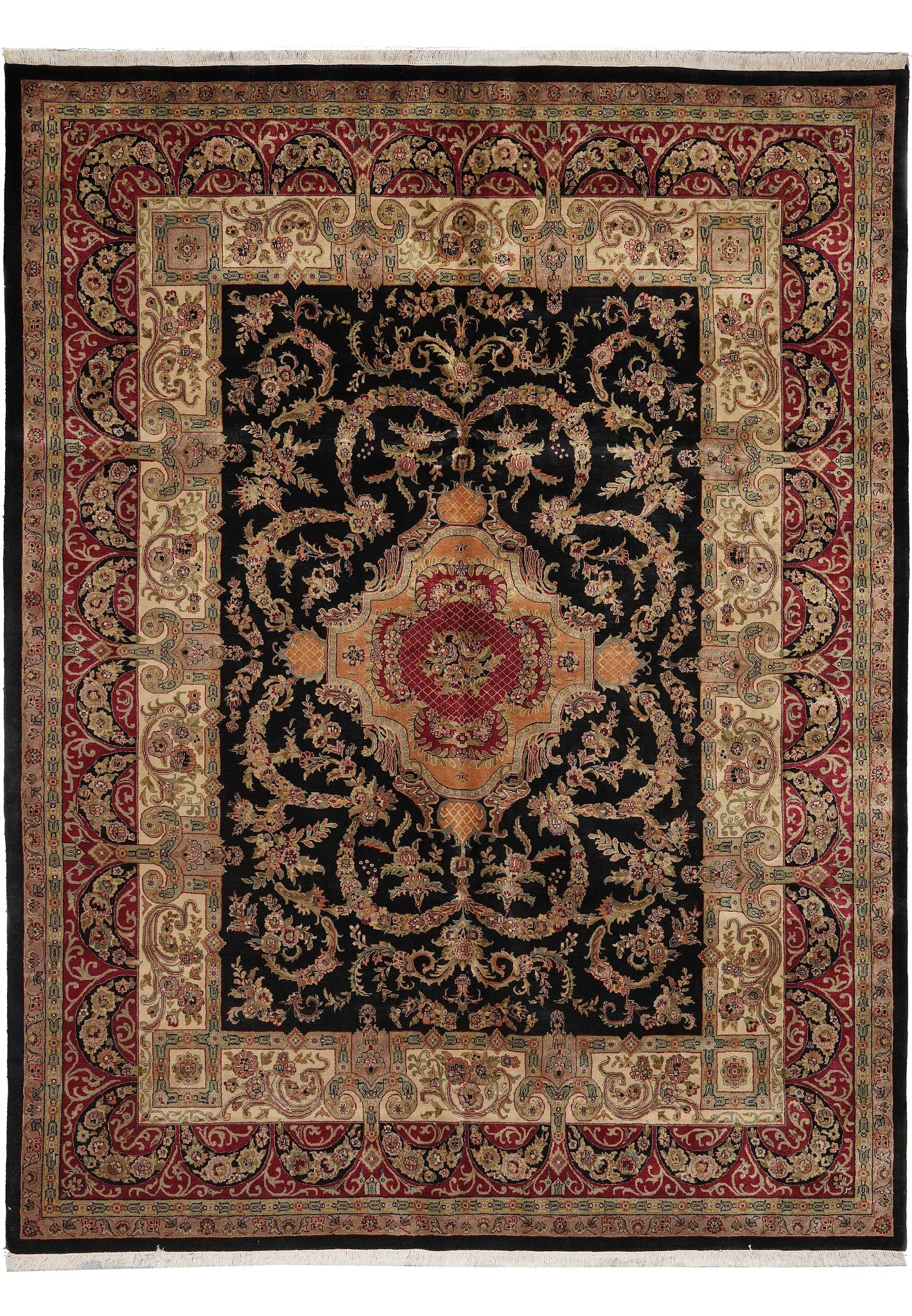 8 x 10 Jaipur Rug Lustrous Dense Wool Black Burgundy: 8 x 10 Jaipur Rug Lustrous Dense Wool Black Burgundy Free continental US Shipping This 8 x 10 Jaipur rug features a lustrous dense wool pile in a black and burgundy color palette, with cream and tan a