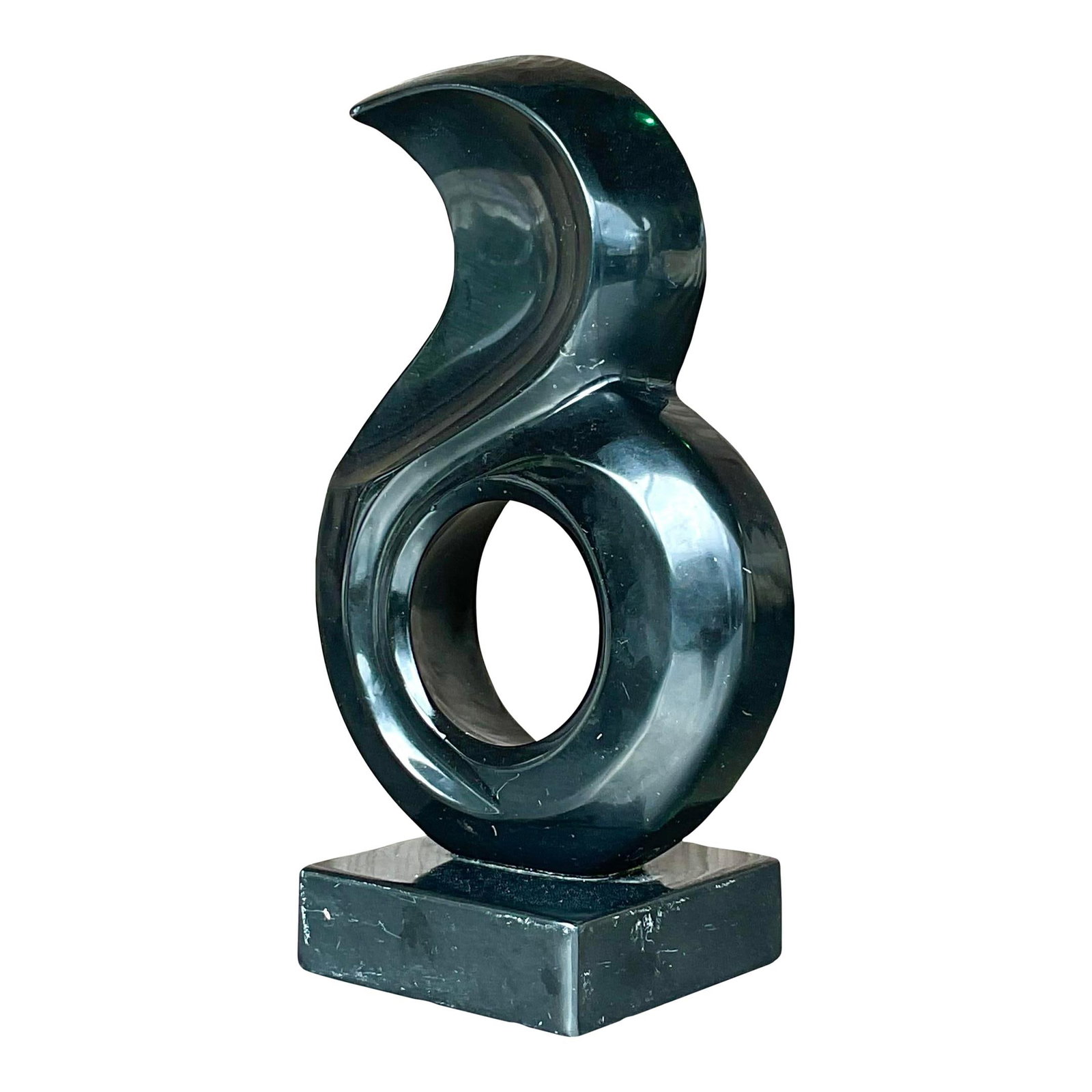 Vintage Boho Black Stone Abstract Sculpture 10.75 in: Vintage Boho Black Stone Abstract Sculpture 10.75 in Discover a stunning vintage Boho abstract stone sculpture that showcases a striking black composition. This pre-owned piece, acquired from a presti