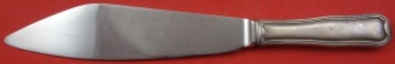 Georg Jensen Old Danish Sterling Silver Cake Knife 10" by Harold Nielsen: Georg Jensen Old Danish Sterling Silver Cake Knife 10" by Harold Nielsen Discover the elegance of the Old Danish cake knife by Georg Jensen, a stunning heirloom piece crafted from sterling silver. Thi